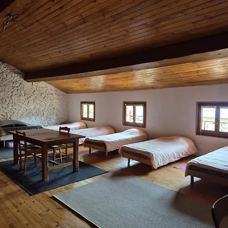 La Maison De Leonie * Camurac