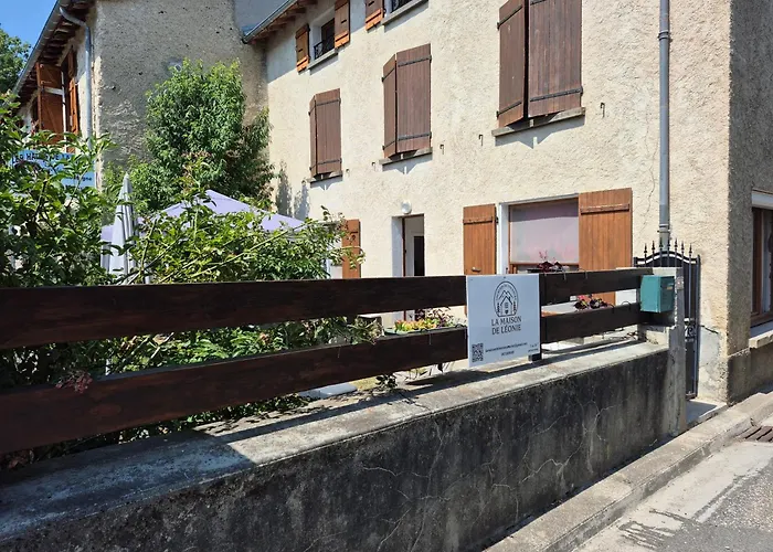 La Maison De Leonie بيت للعطل *